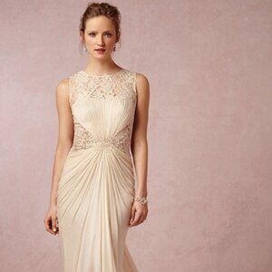 Tadashi Shoji Ivory/Off-White Wedding/Bridal Gown, Size 2